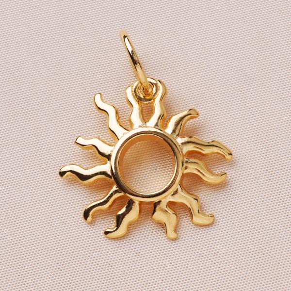 Sonne, vergoldet mit 24K Feingold, Amulett M